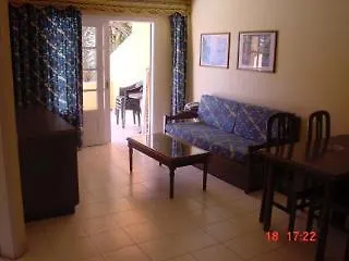 Ct Tres Palmeras 아파트